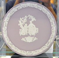 Lilac 1982 Valentines Day Plate